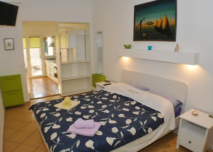 アパート Finida ポレッチ